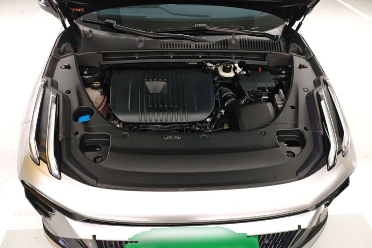 Used Lynk & Co 03 2023 2.0TD DCT JingPro Engine Bay