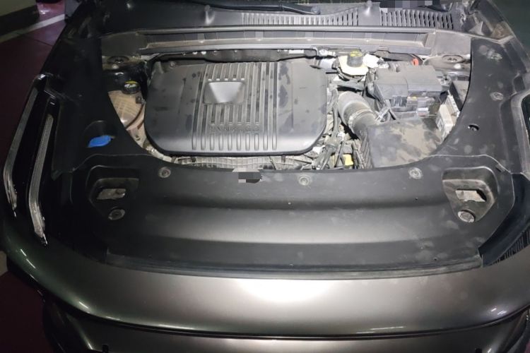 Used Lynk & Co 03 2023 2.0TD DCT H-Power Halo Engine Bay