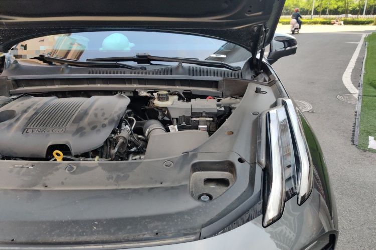 Used Lynk & Co 03 2023 1.5TD DCT JingPro Engine Bay Left