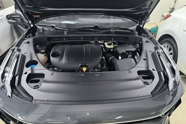 Used Lynk & Co 03 2023 1.5TD DCT JingPro Engine Bay
