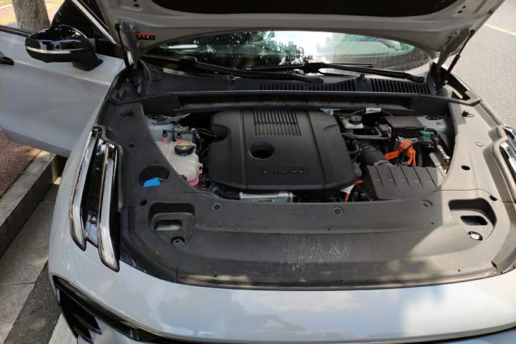 Used Lynk & Co 03 2023 1.5T EM-F PM Engine Bay Right