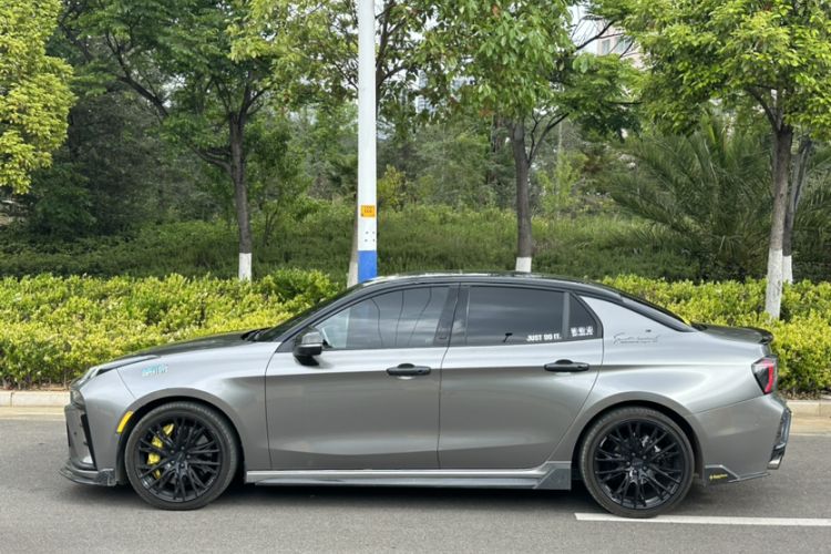Used Lynk & Co 03 2023 2.0TD DCT H-Power Halo Exterior 10