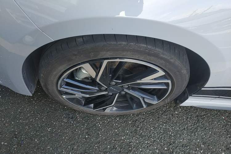 Used Lynk & Co 03 2023 1.5T EM-F PM Exterior 7