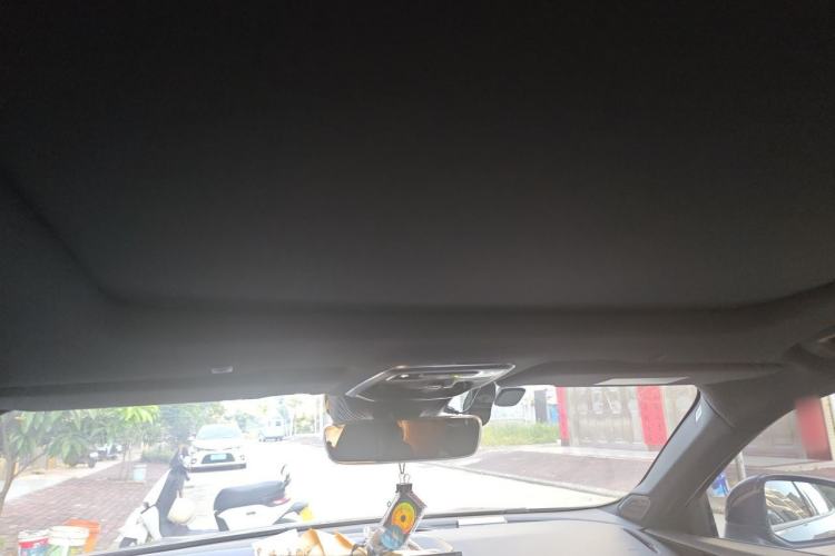 Used Lynk & Co 03 2023 1.5TD DCT JingPro Headliner