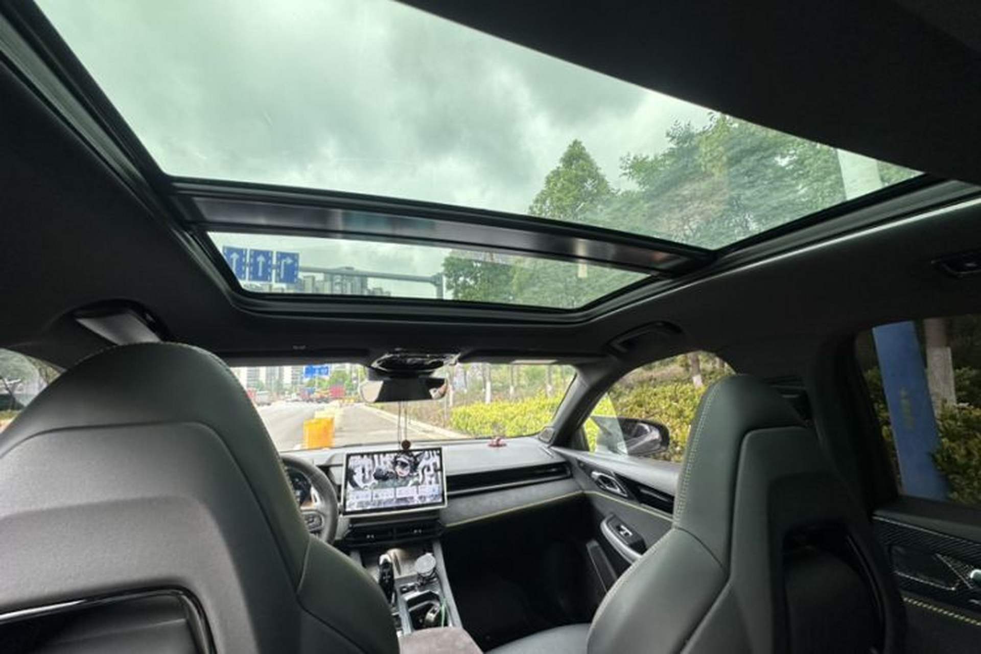 Used Lynk & Co 03 2023 2.0TD DCT H-Power Halo Interior 1
