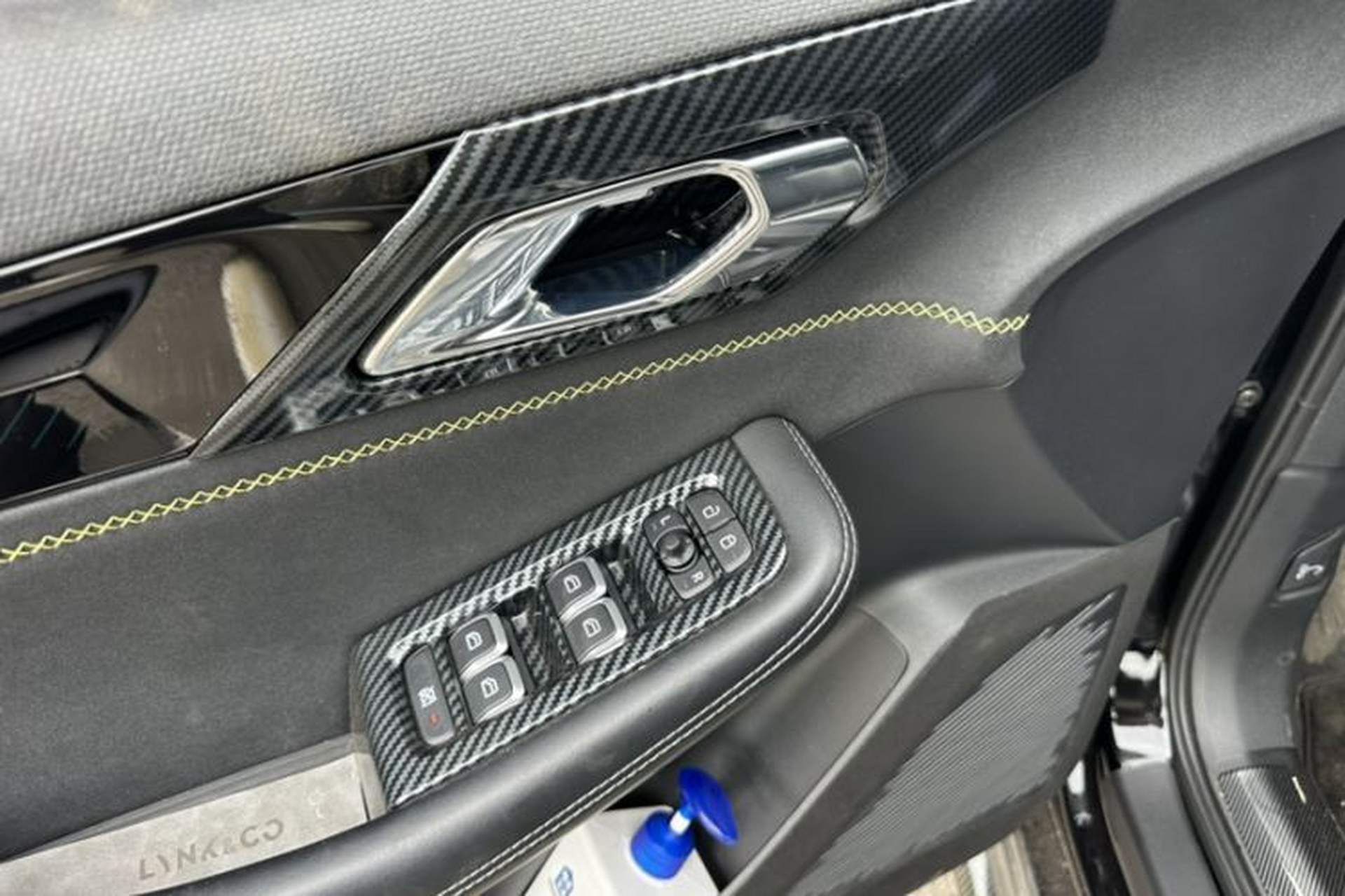 Used Lynk & Co 03 2023 2.0TD DCT H-Power Halo Interior 12