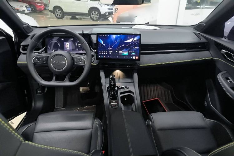 Used Lynk & Co 03 2023 1.5TD DCT JingPro Interior 2