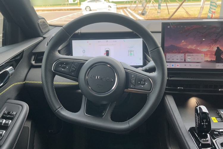 Used Lynk & Co 03 2023 1.5T EM-F PM Interior 6