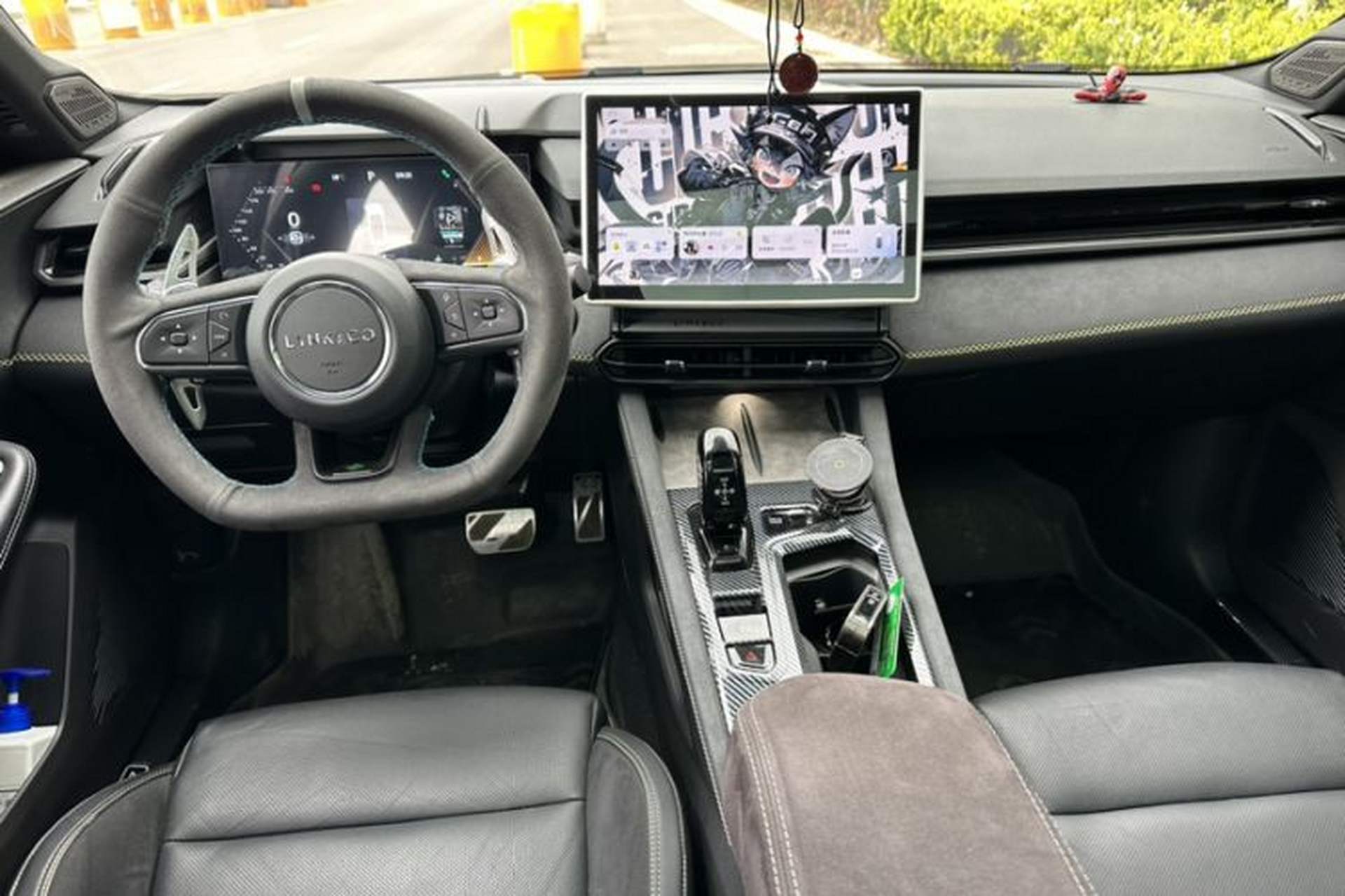 Used Lynk & Co 03 2023 2.0TD DCT H-Power Halo Interior 9
