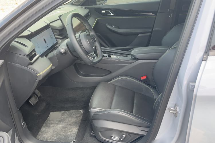 Used Lynk & Co 03 2023 1.5T EM-F PM Left Front Seat