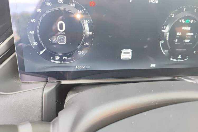 Used Lynk & Co 03 2023 1.5TD DCT JingPlus Odometer Close Up