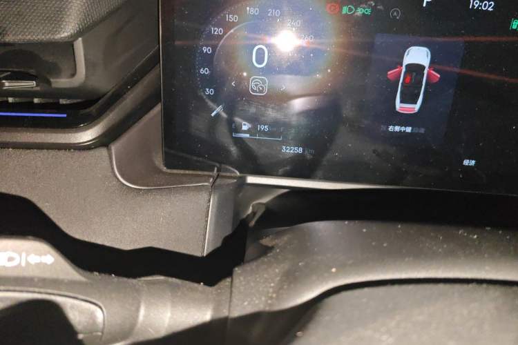 Used Lynk & Co 03 2023 2.0TD DCT JingPro Odometer Close Up