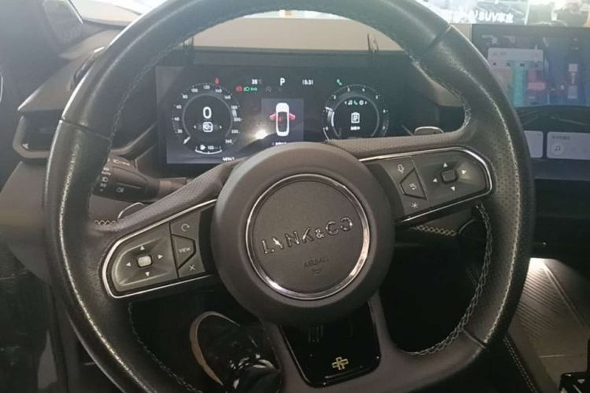 Used Lynk & Co 03 2023 2.0TD DCT H-Power Halo Steering Wheel