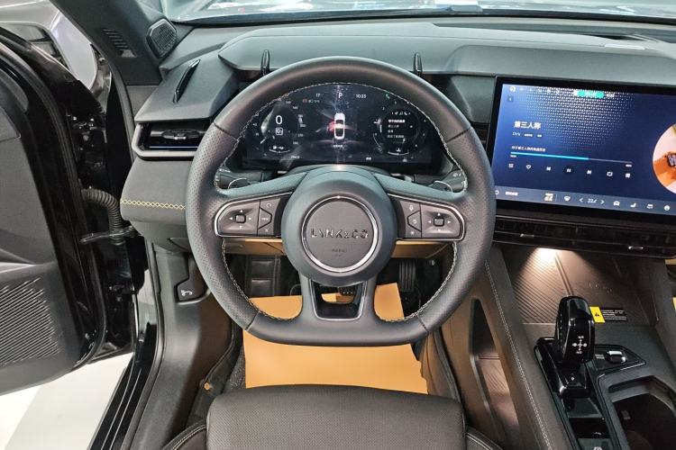 Used Lynk & Co 03 2023 2.0TD DCT JingPro Steering Wheel