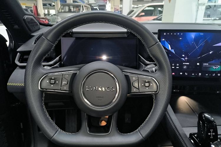 Used Lynk & Co 03 2023 1.5TD DCT JingPro Steering Wheel