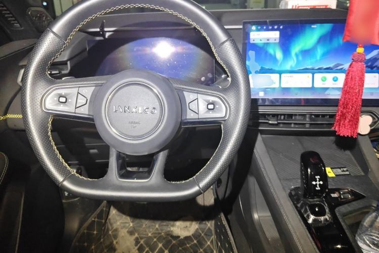 Used Lynk & Co 03 2023 2.0TD DCT JingPro Steering Wheel