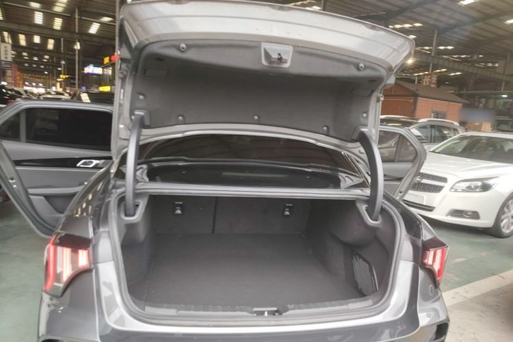Used Lynk & Co 03 2023 2.0TD DCT JingPro Trunk