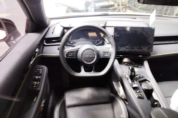 Used Lynk & Co 03 2023 1.5TD DCT JingPro Steering Wheel