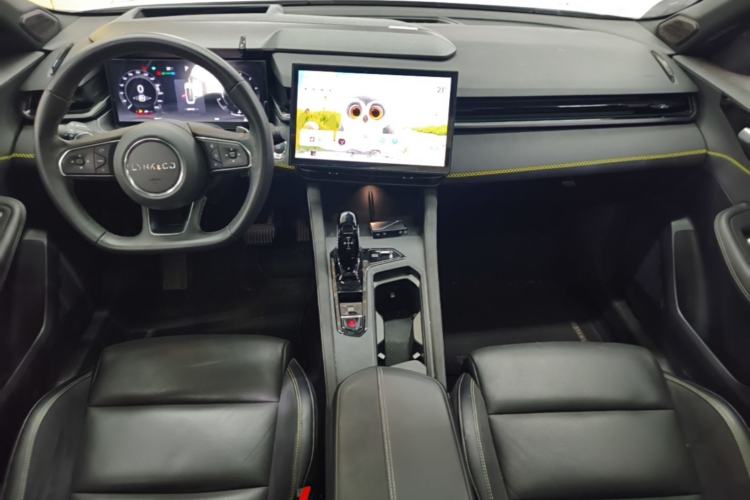 Used Lynk & Co 03 2023 2.0TD DCT H-Power Halo Center Console