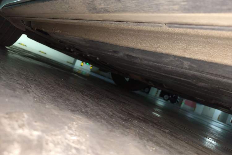 Used Lynk & Co 03 2023 2.0TD DCT JingPro Chassis Rear Left