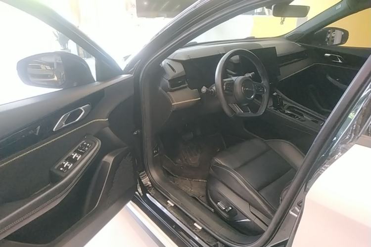 Used Lynk & Co 03 2023 1.5TD DCT JingPlus Driver Seat