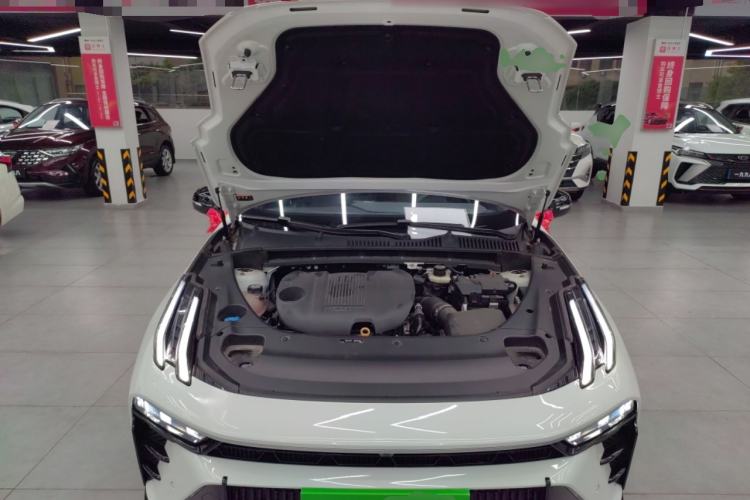 Used Lynk & Co 03 2023 1.5TD DCT JingPro Engine Bay