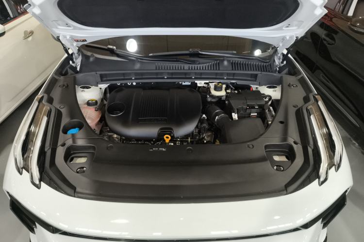 Used Lynk & Co 03 2023 1.5TD DCT JingPro Engine Bay