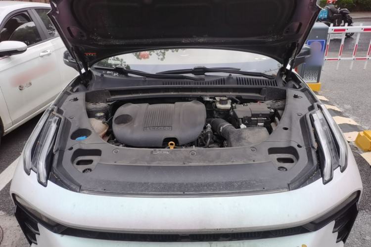 Used Lynk & Co 03 2023 1.5TD DCT JingPro Engine Bay