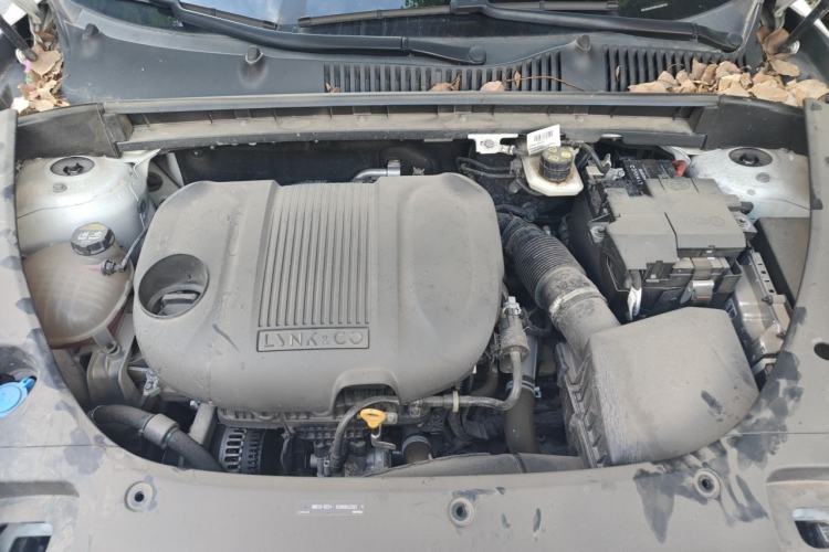 Used Lynk & Co 03 2023 1.5TD DCT JingPro Engine Bay