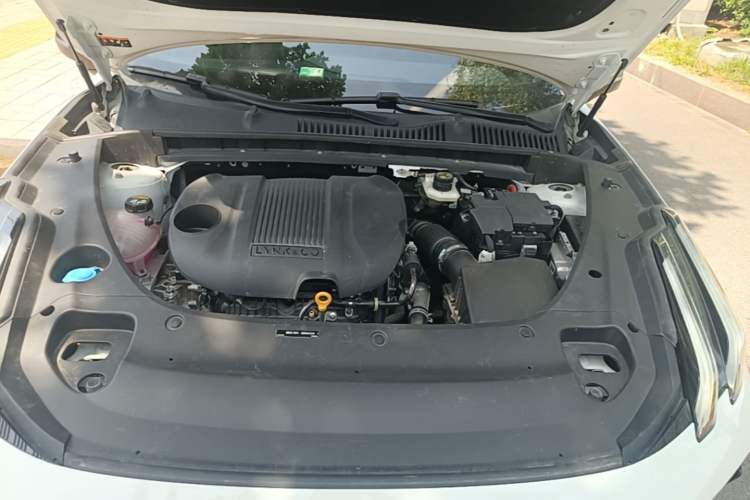 Used Lynk & Co 03 2023 1.5TD DCT JingPlus Engine Bay