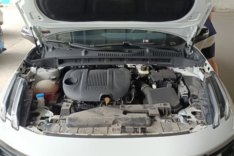 Used Lynk & Co 03 2023 1.5TD DCT JingPro Engine Bay