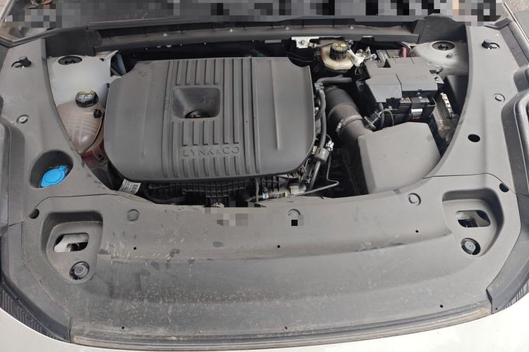 Used Lynk & Co 03 2023 2.0TD DCT JingPro Engine Bay