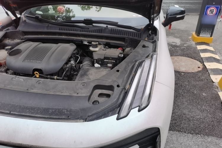Used Lynk & Co 03 2023 1.5TD DCT JingPro Engine Bay Left