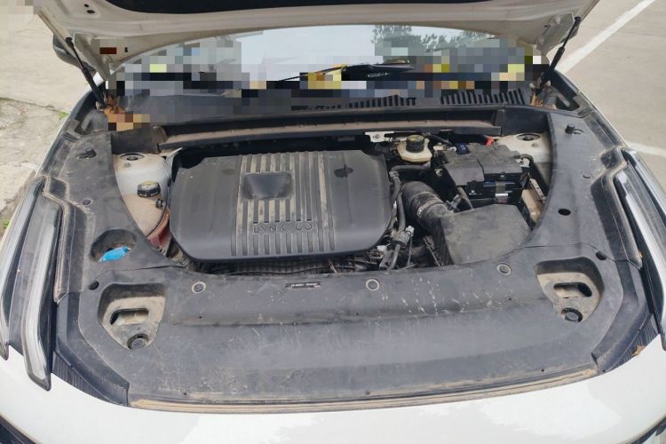 Used Lynk & Co 03 2023 2.0TD DCT H-Power Halo Engine Bay