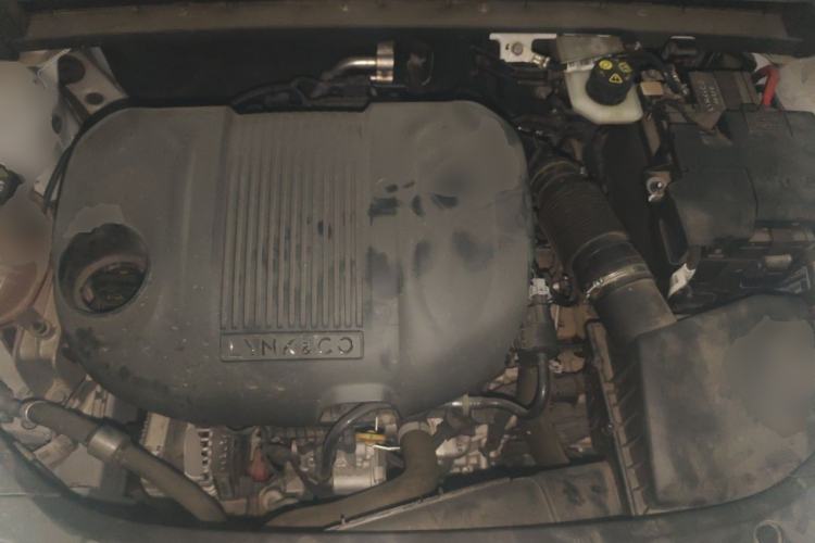 Used Lynk & Co 03 2023 1.5TD DCT JingPlus Engine Bay