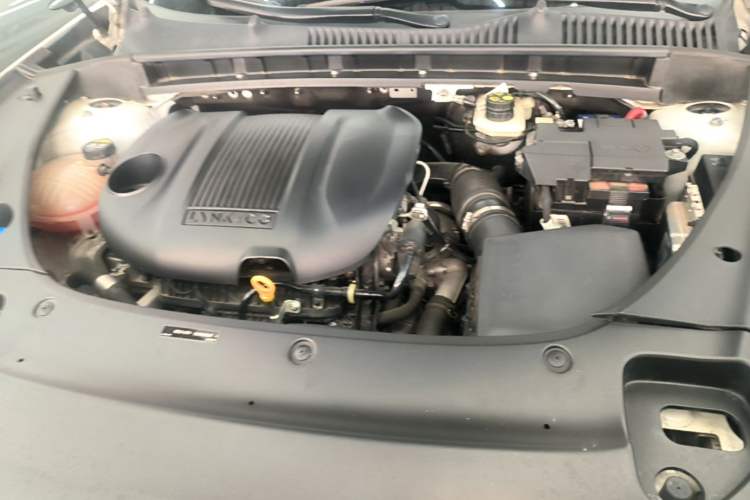 Used Lynk & Co 03 2023 1.5TD DCT JingPro Engine Bay