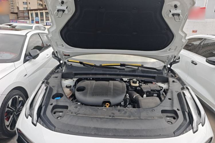 Used Lynk & Co 03 2023 1.5TD DCT JingPro Engine Bay