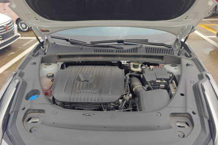 Used Lynk & Co 03 2023 2.0TD DCT JingPro Engine Bay
