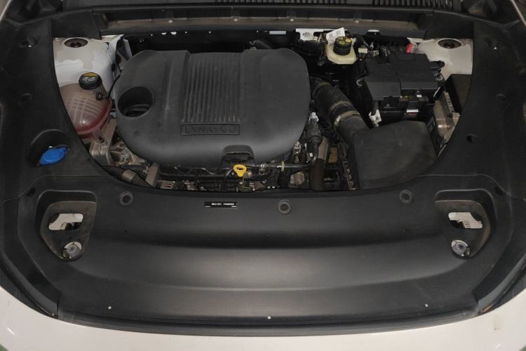 Used Lynk & Co 03 2023 1.5TD DCT JingPro Engine Bay