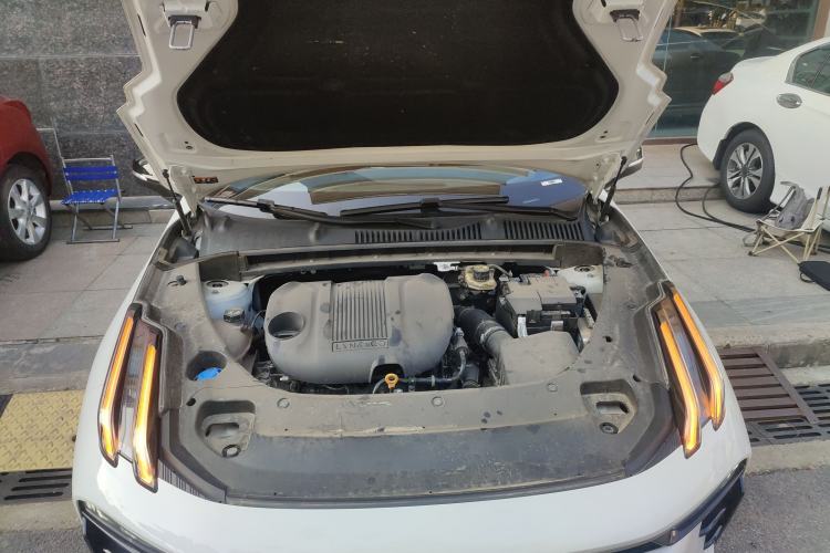 Used Lynk & Co 03 2023 1.5TD DCT JingPro Engine Bay