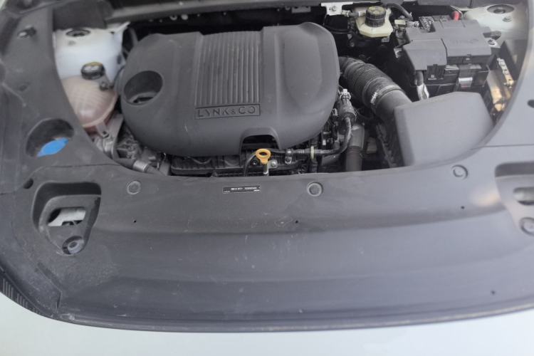 Used Lynk & Co 03 2023 1.5TD DCT JingPro Engine Bay