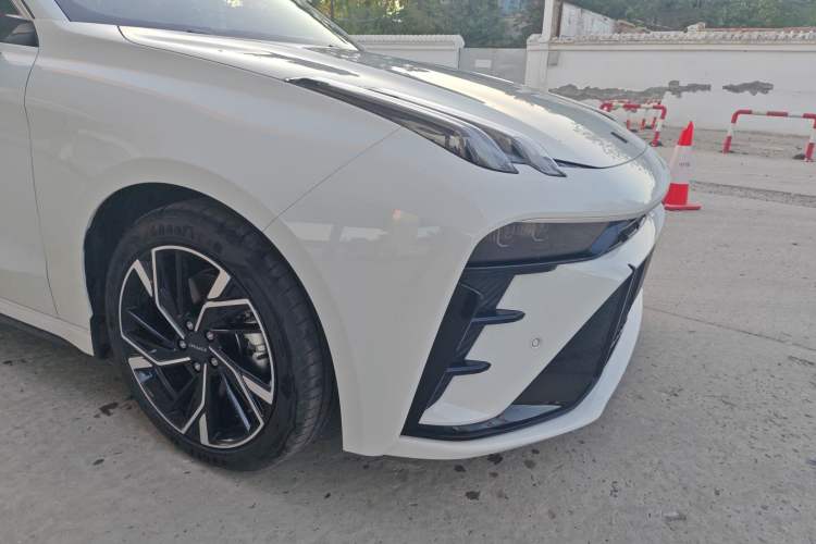Used Lynk & Co 03 2023 1.5T EM-F PM Exterior 3