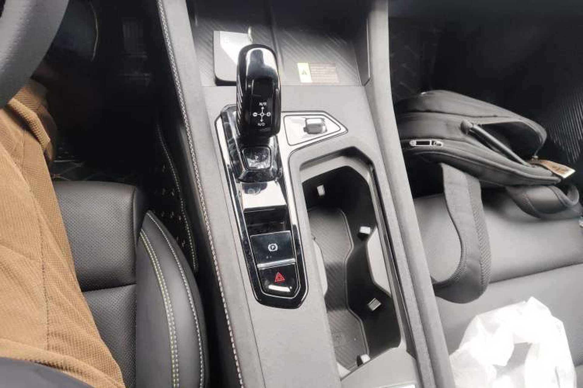 Used Lynk & Co 03 2023 1.5TD DCT JingPro Gear Lever
