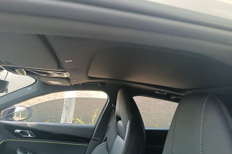 Used Lynk & Co 03 2023 1.5TD DCT JingPlus Headliner