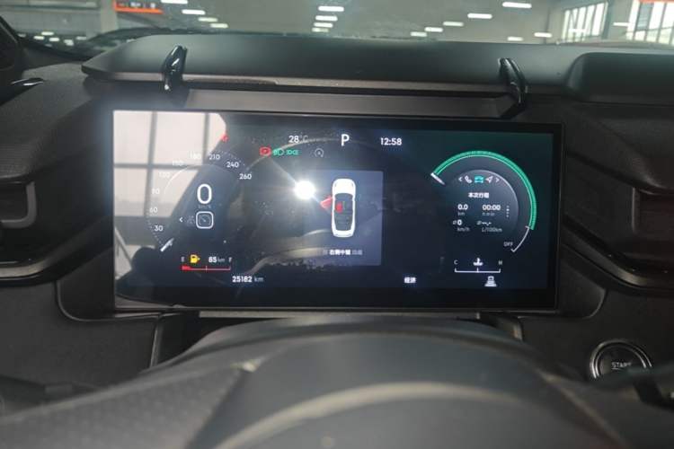 Used Lynk & Co 03 2023 1.5TD DCT JingPlus Instrument Cluster