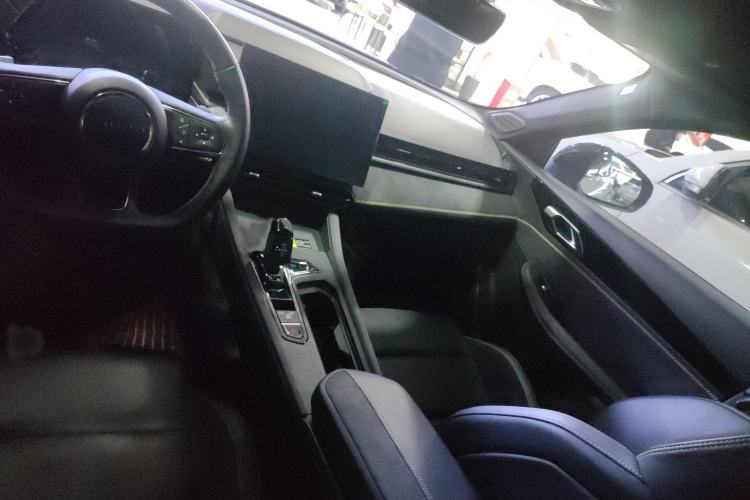 Used Lynk & Co 03 2023 1.5TD DCT JingPro Interior 2