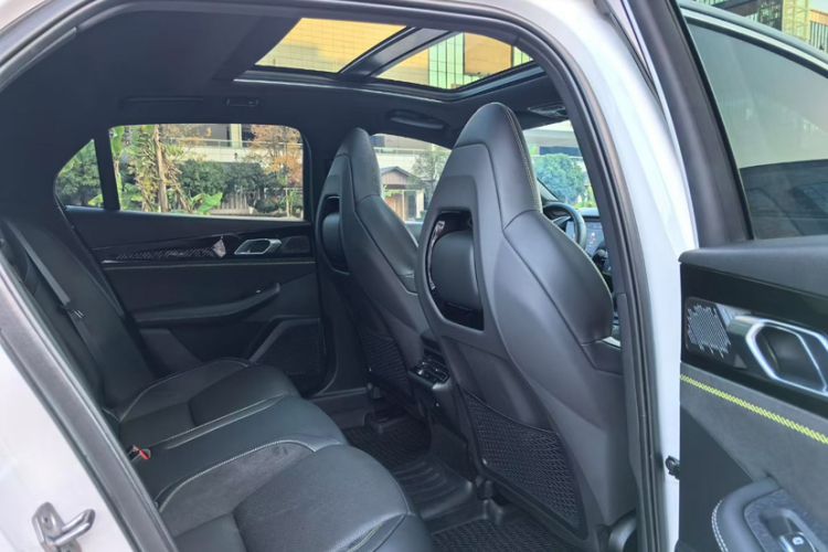 Used Lynk & Co 03 2023 1.5T EM-F PM Interior 3