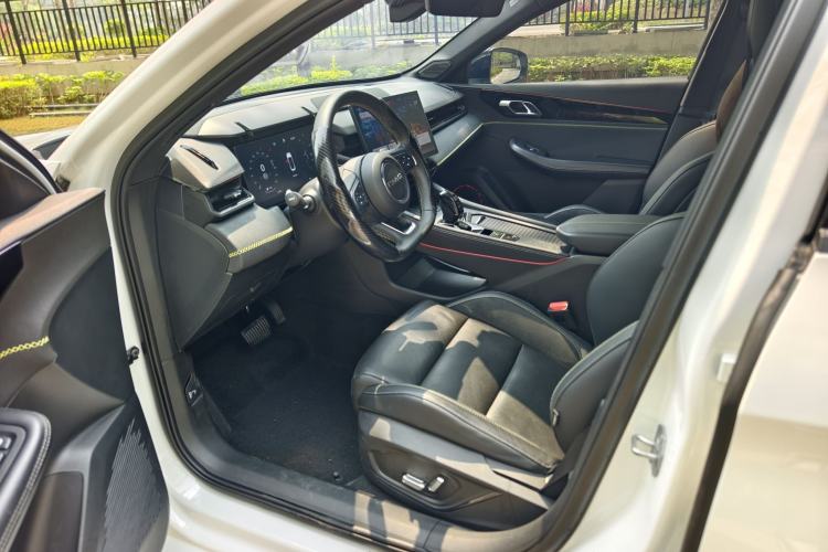 Used Lynk & Co 03 2023 1.5TD DCT JingPro Interior 5