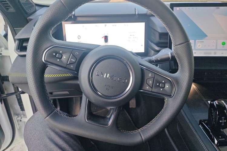 Used Lynk & Co 03 2023 1.5T EM-F PM Interior 7