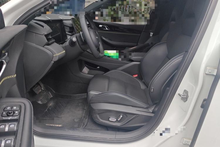 Used Lynk & Co 03 2023 2.0TD DCT JingPro Left Front Seat